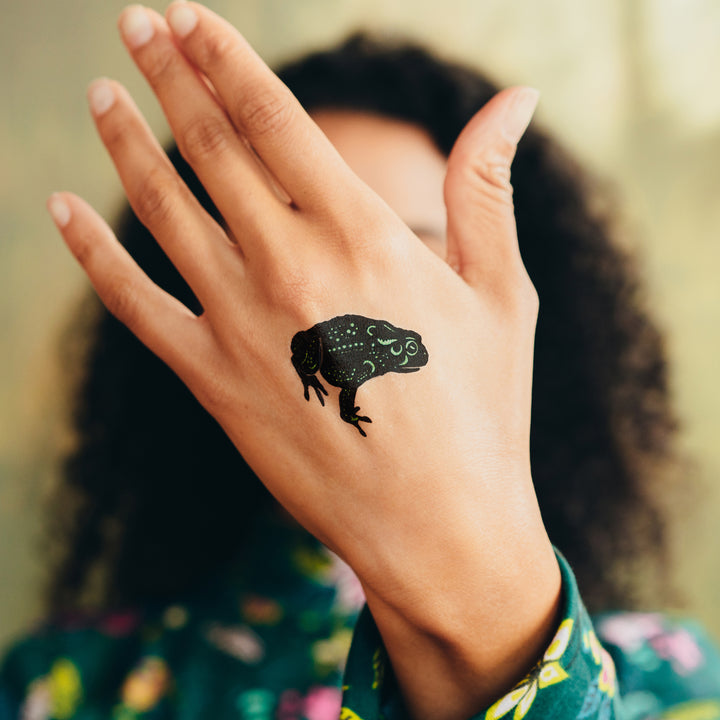 Speckled Foil Frog Metallic Tattly Temporary Tattoos